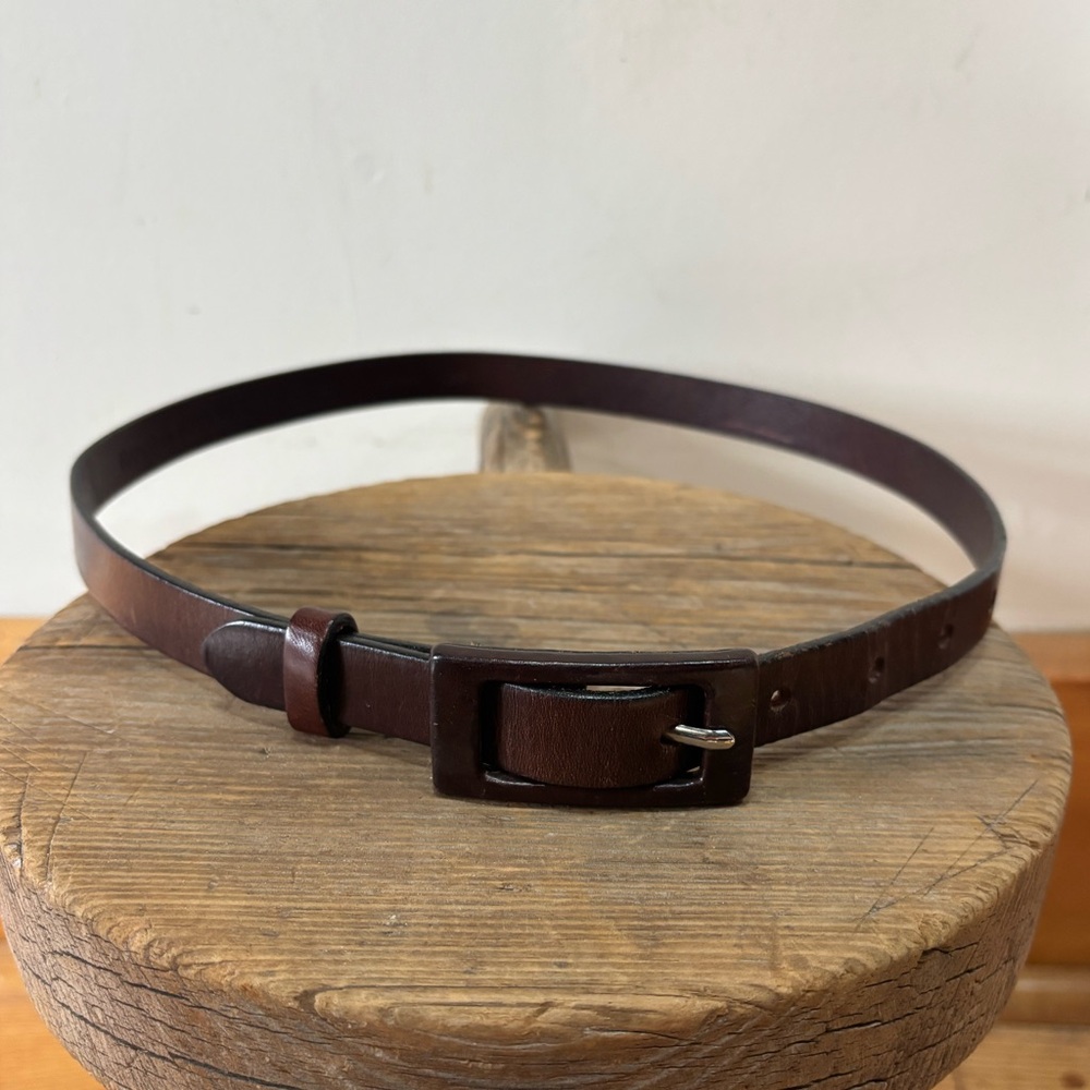 Vintage Banana Republic Minimalist Leather Belt